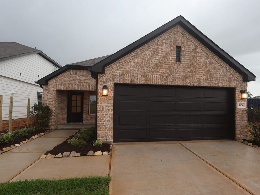 Property photo for 5930 Texas Sun Drive, Fulshear, TX