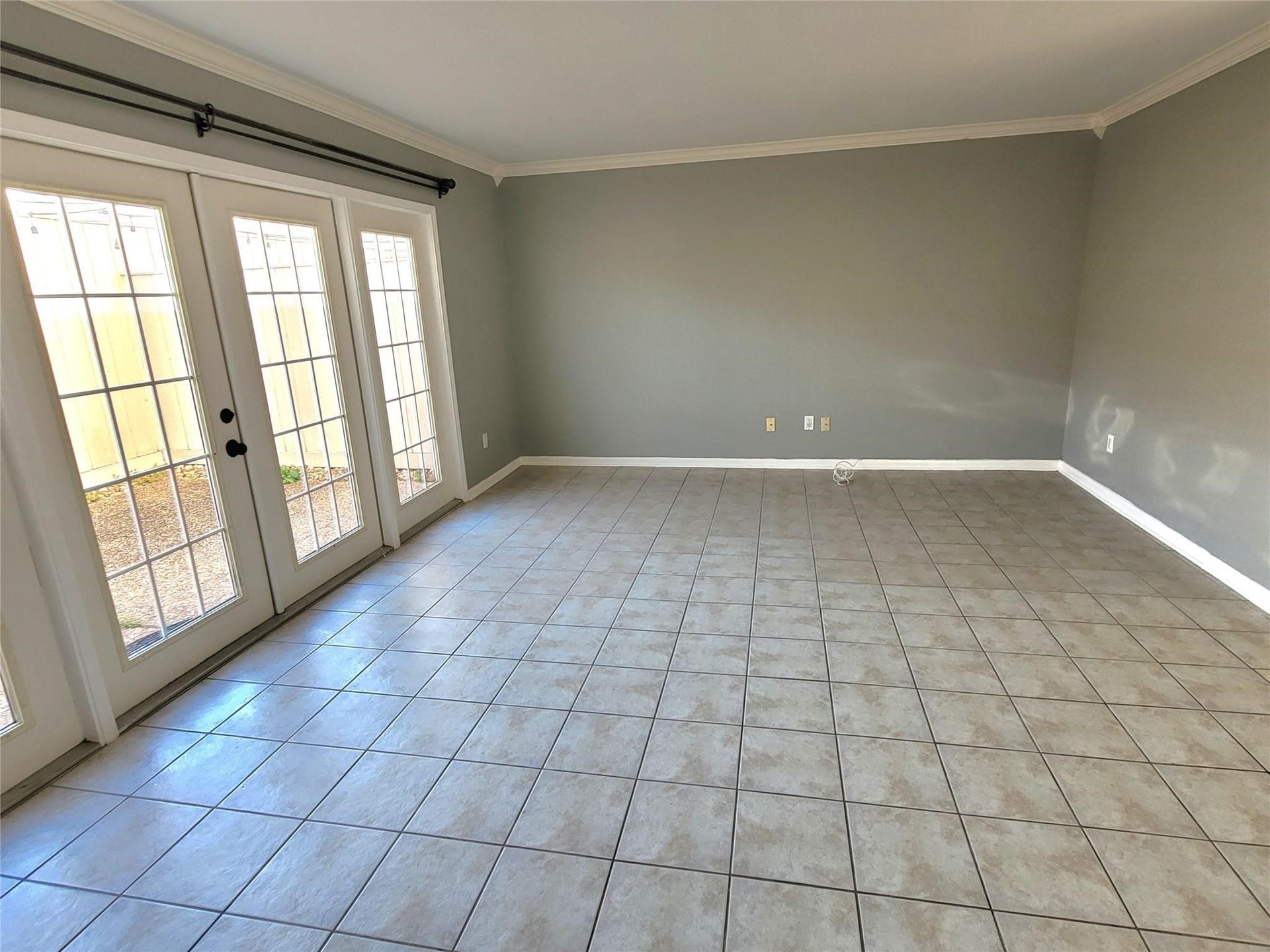 6471 Burgoyne Road, #31, Houston, TX 77057 6471 Burgoyne Road, #31, Houston, TX 77057