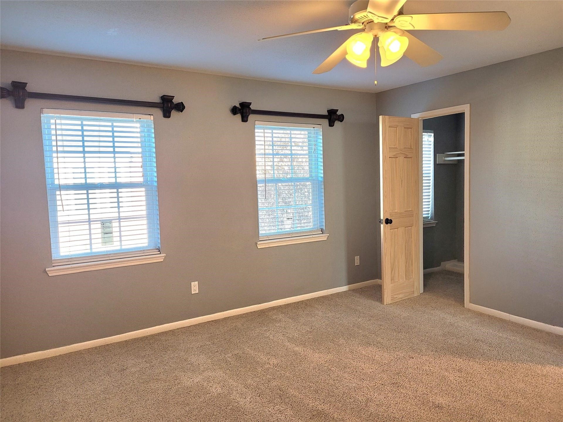 6471 Burgoyne Road, #31, Houston, TX 77057 6471 Burgoyne Road, #31, Houston, TX 77057