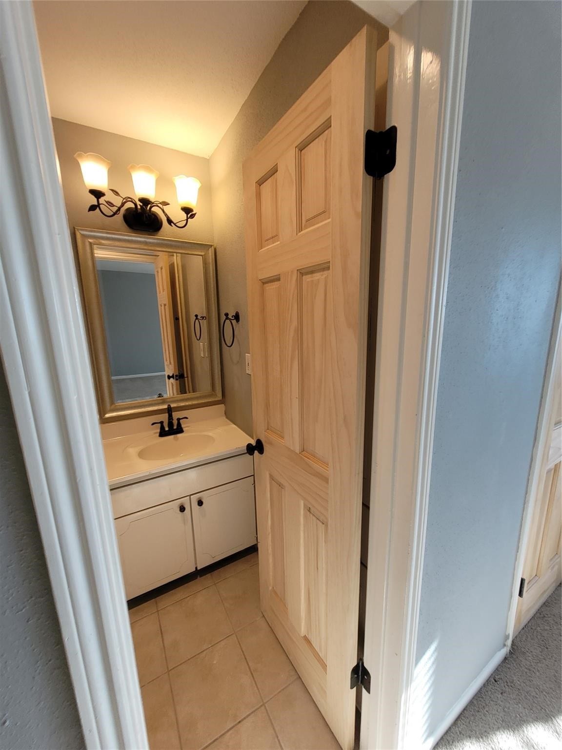 6471 Burgoyne Road, #31, Houston, TX 77057 6471 Burgoyne Road, #31, Houston, TX 77057