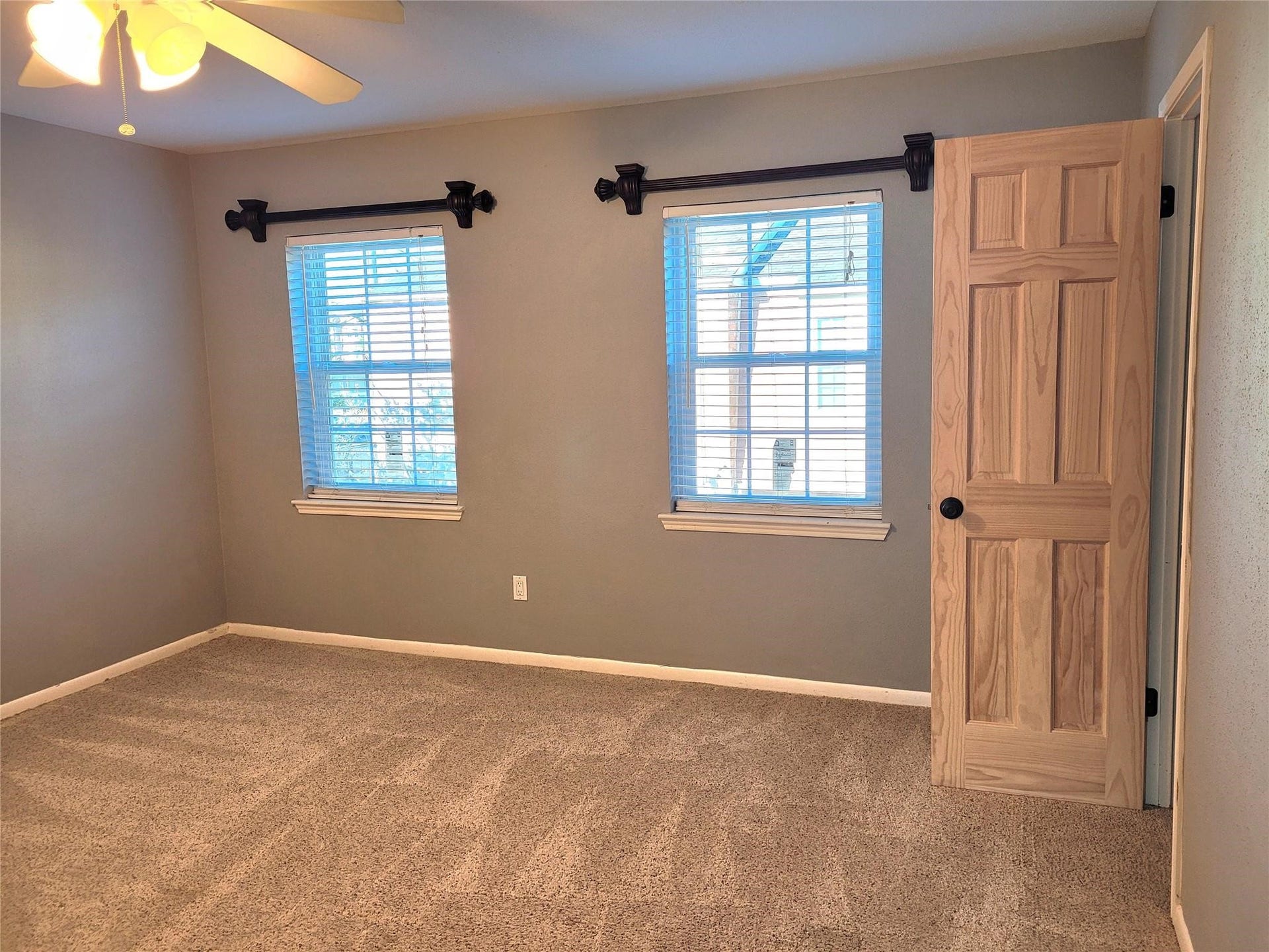 6471 Burgoyne Road, #31, Houston, TX 77057 6471 Burgoyne Road, #31, Houston, TX 77057