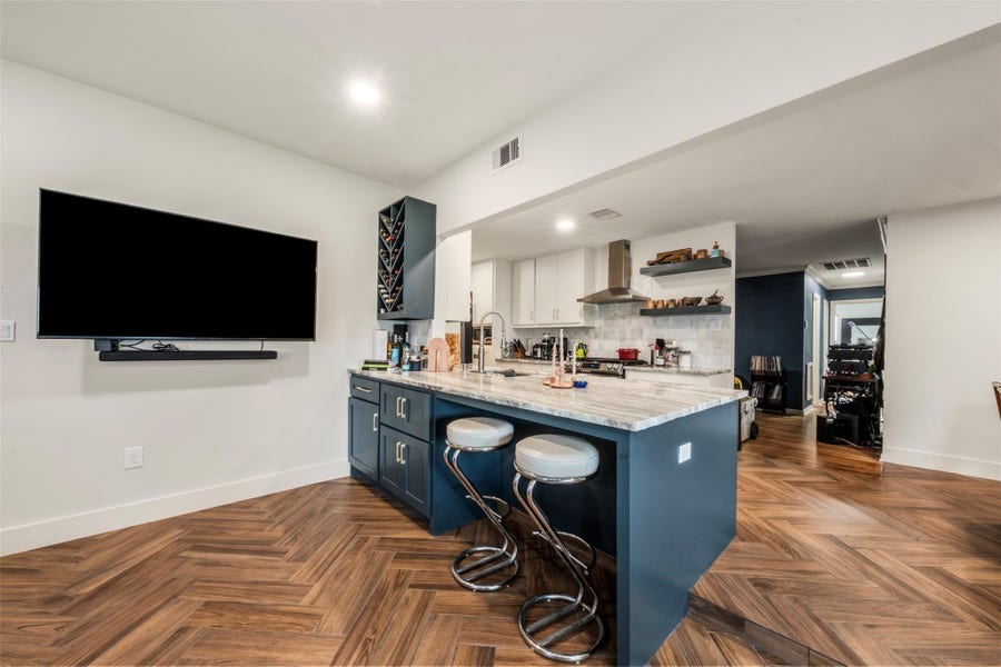Property photo for 1913 Thonig Road, Houston, TX