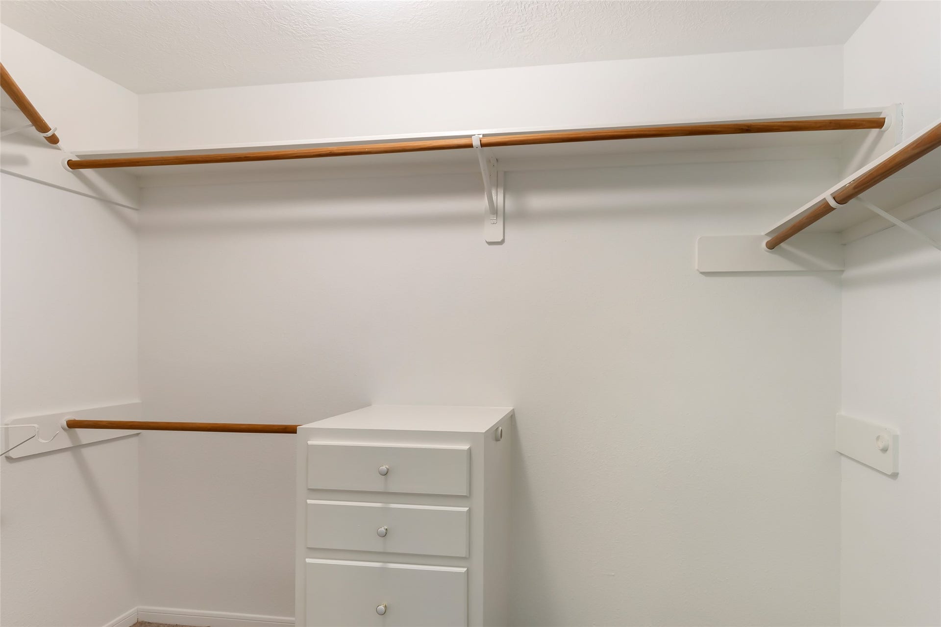 2007 Southern Place, Richmond, TX 77406 Primary Closet