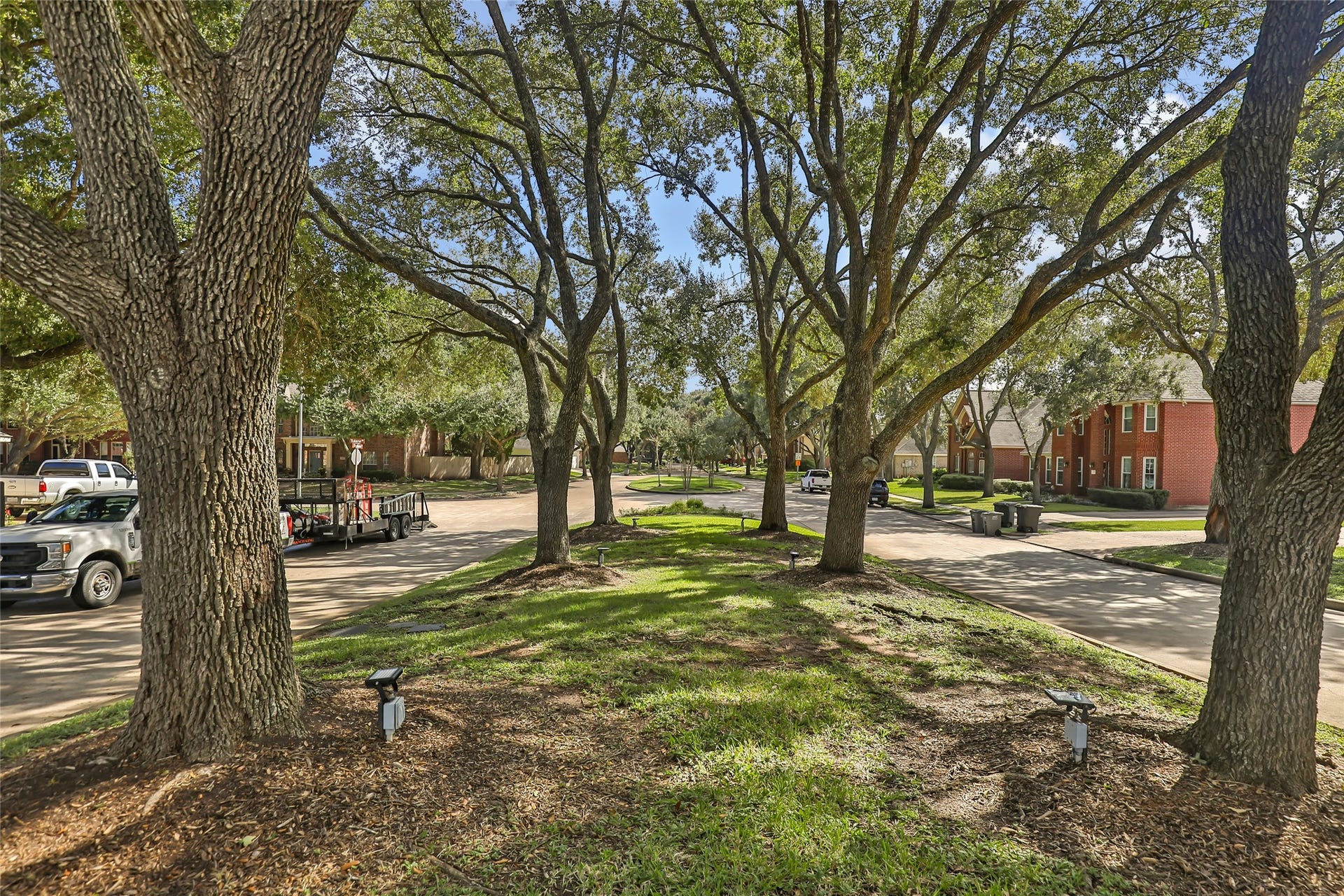 2007 Southern Place, Richmond, TX 77406 The whole neighborhood is lined with gorgeous trees hugging the streets. All the neighbors keep up with their yards.