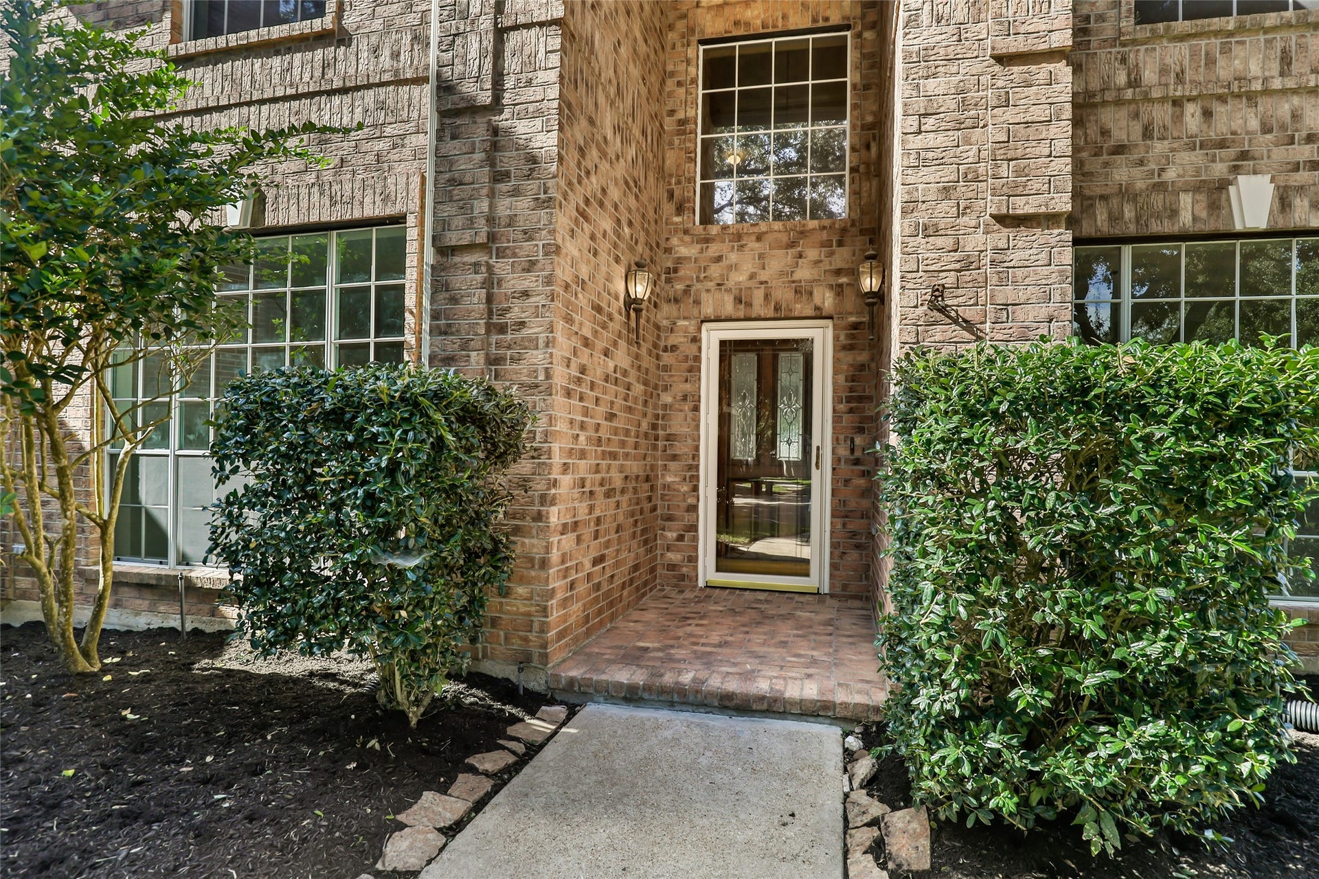 2007 Southern Place, Richmond, TX 77406 Front door entrance