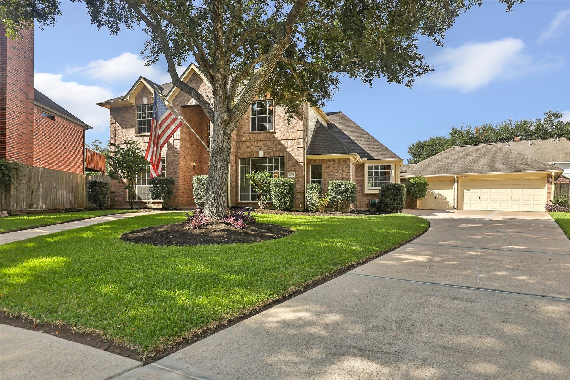 2007 Southern Place, Richmond, TX 77406 2 story home with 4 bedrooms and 2.5 bathrooms