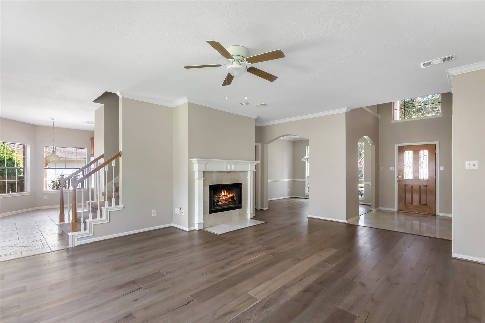2007 Southern Place, Richmond, TX 77406 Fresh interior paint throughtout!