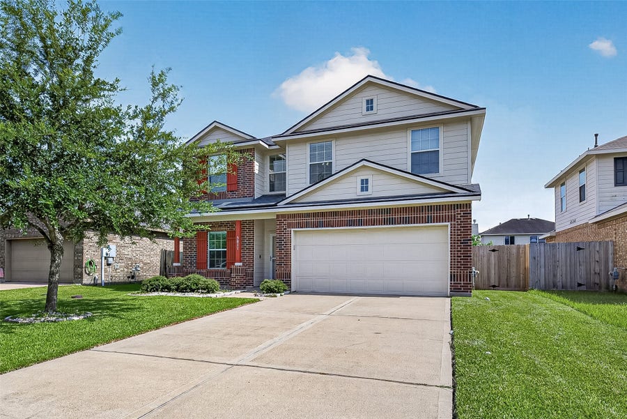 Property photo for 3011 Cambridge Meadows Lane, Dickinson, TX