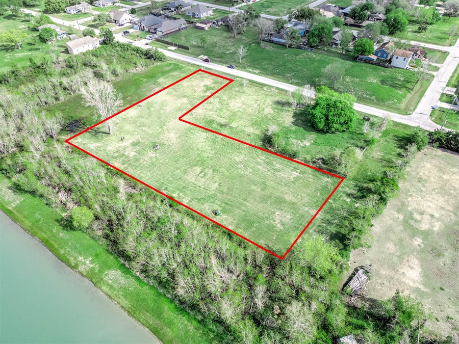 Property photo for 2701 Virginia Avenue, League City, TX
