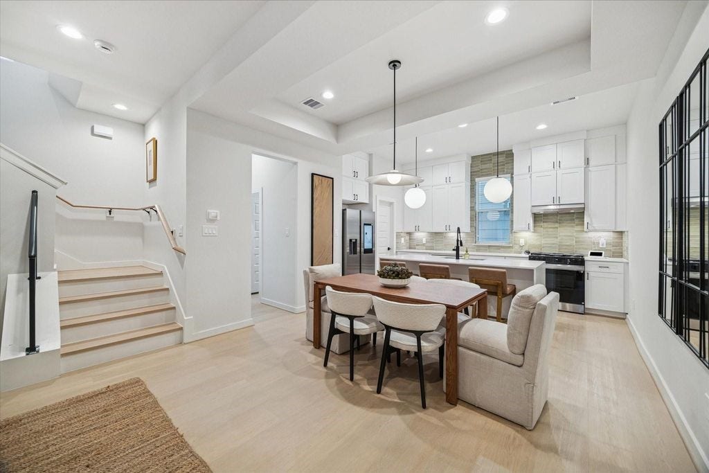 811 Thornton Road, #E, Houston, TX 77018