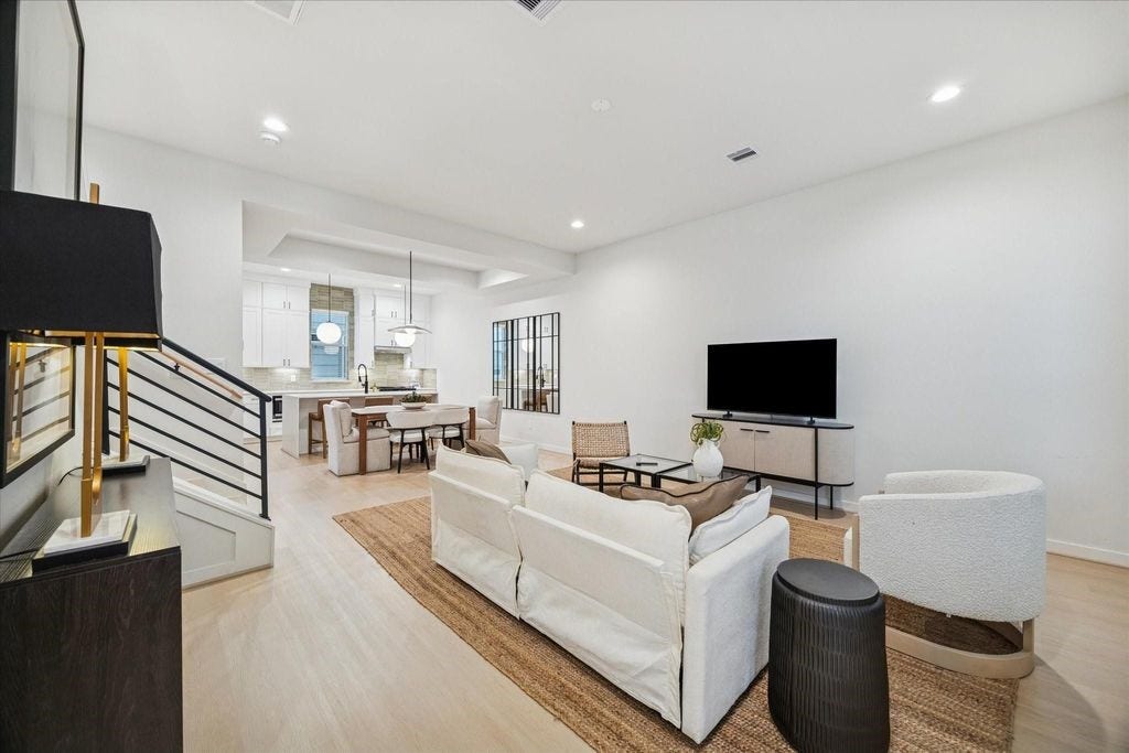 811 Thornton Road, #E, Houston, TX 77018