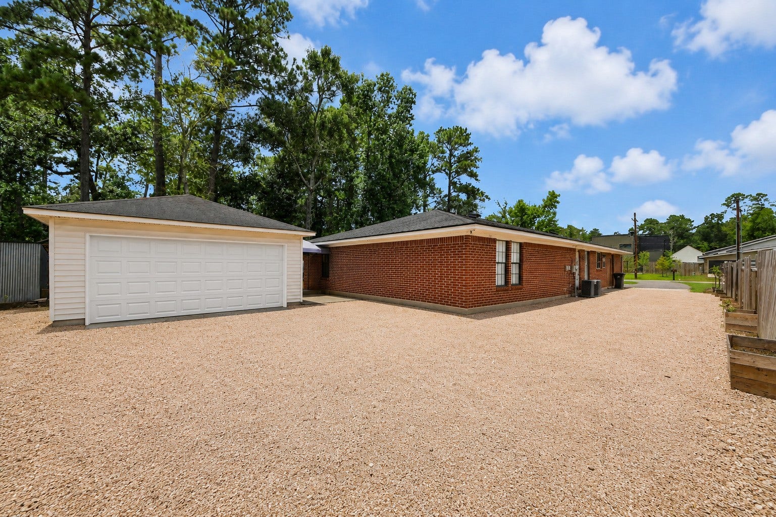 1419 Primrose Street, Conroe, TX 77385 1419 Primrose Street, Conroe, TX 77385