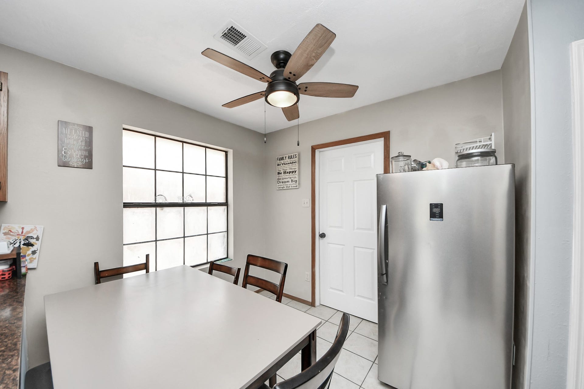 1419 Primrose Street, Conroe, TX 77385 1419 Primrose Street, Conroe, TX 77385