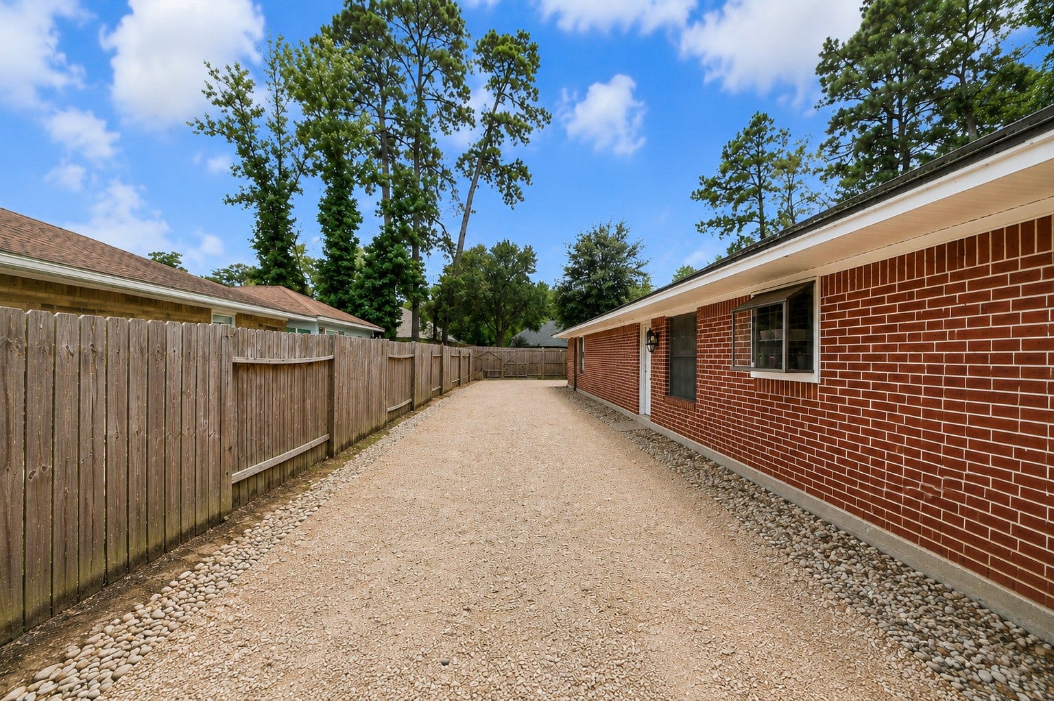 1419 Primrose Street, Conroe, TX 77385 1419 Primrose Street, Conroe, TX 77385