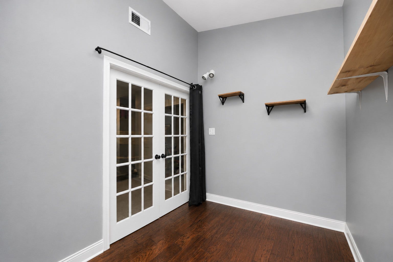 1419 Primrose Street, Conroe, TX 77385 1419 Primrose Street, Conroe, TX 77385