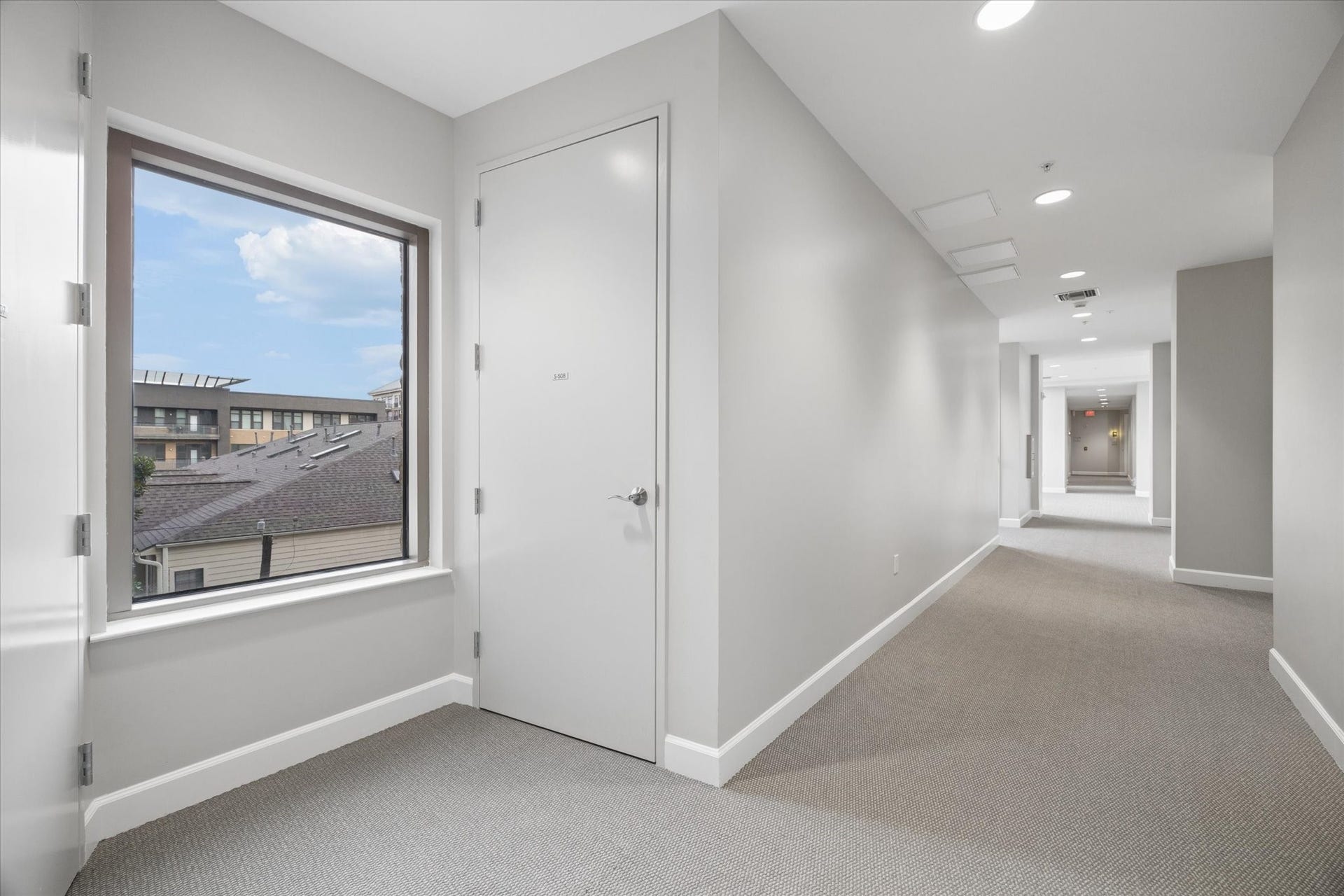 2211 Briarglen Drive, #508, Houston, TX 77027 2211 Briarglen Drive, #508, Houston, TX 77027