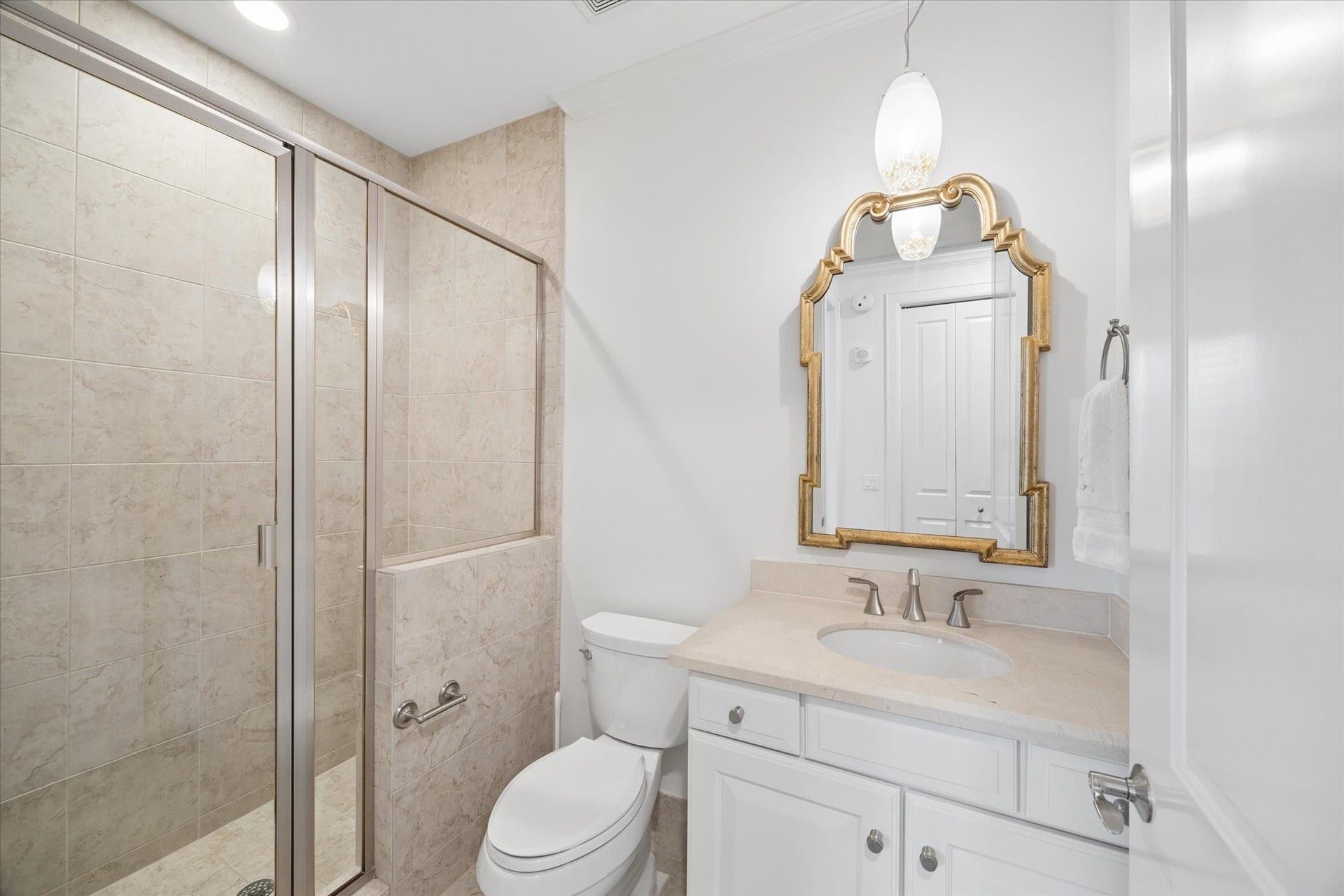 2211 Briarglen Drive, #508, Houston, TX 77027 2211 Briarglen Drive, #508, Houston, TX 77027