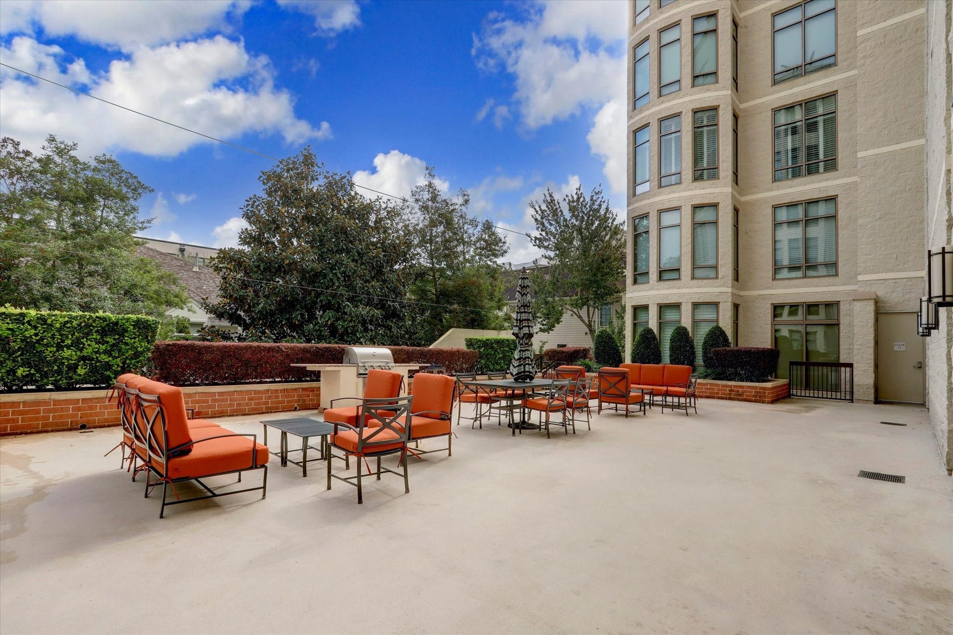 2211 Briarglen Drive, #508, Houston, TX 77027 2211 Briarglen Drive, #508, Houston, TX 77027
