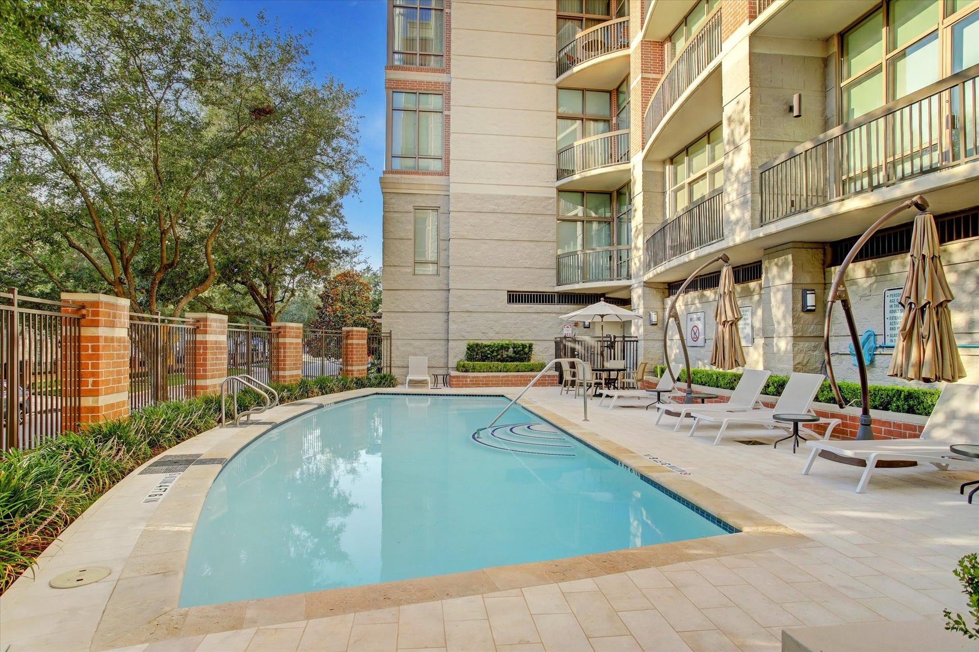 2211 Briarglen Drive, #508, Houston, TX 77027 2211 Briarglen Drive, #508, Houston, TX 77027
