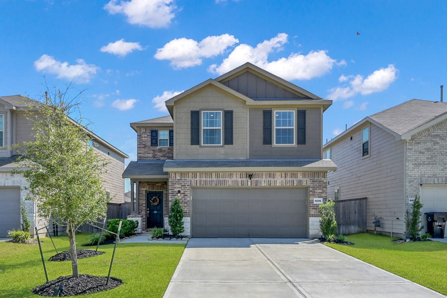 Property photo for 16415 Big Hickory Drive Drive, Conroe, TX