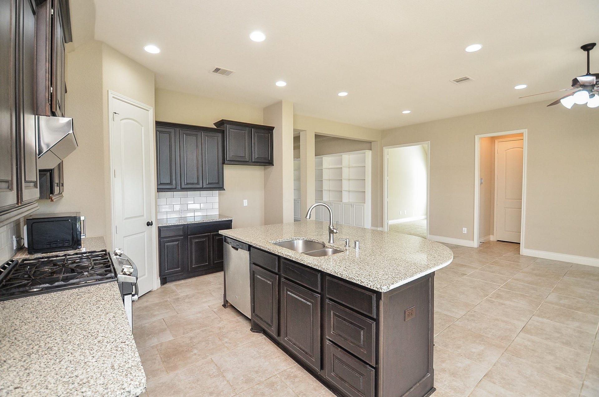 3351 Chandler Hollow Lane, Missouri City, TX 77459 3351 Chandler Hollow Lane, Missouri City, TX 77459