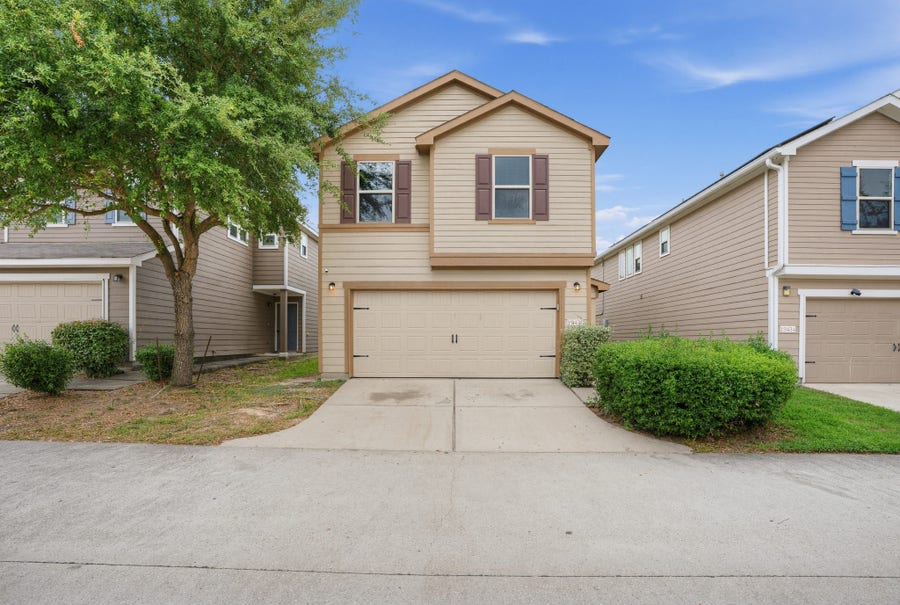 Property photo for 19436 Archer Glen Drive, Houston, TX