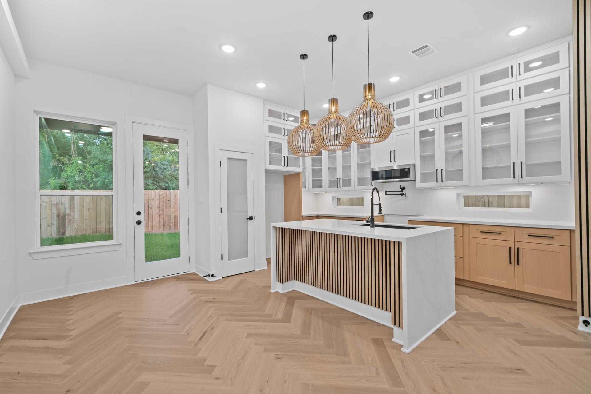 8011 Bowen Street, #A-B, Houston, TX 77051