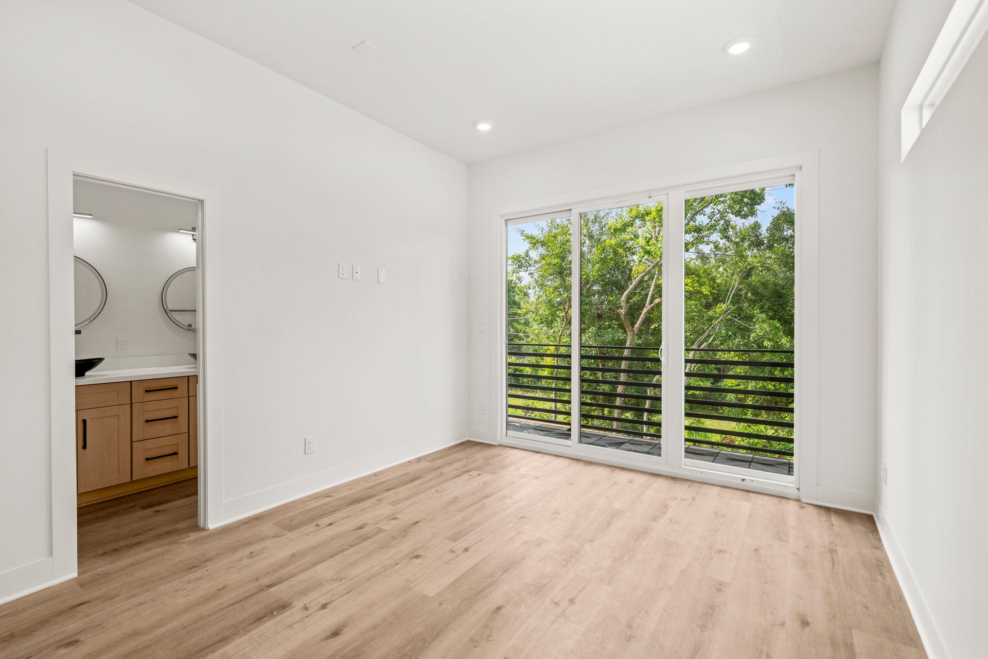 8011 Bowen Street, #A-B, Houston, TX 77051