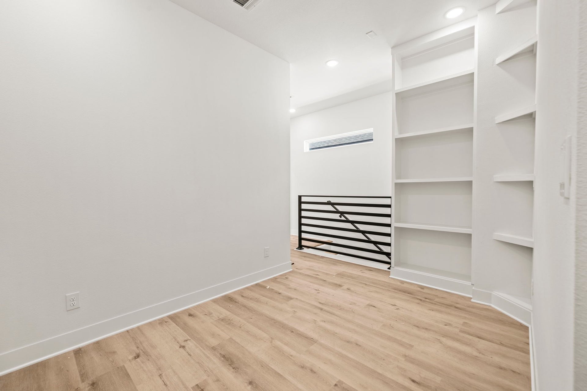 8011 Bowen Street, #A-B, Houston, TX 77051