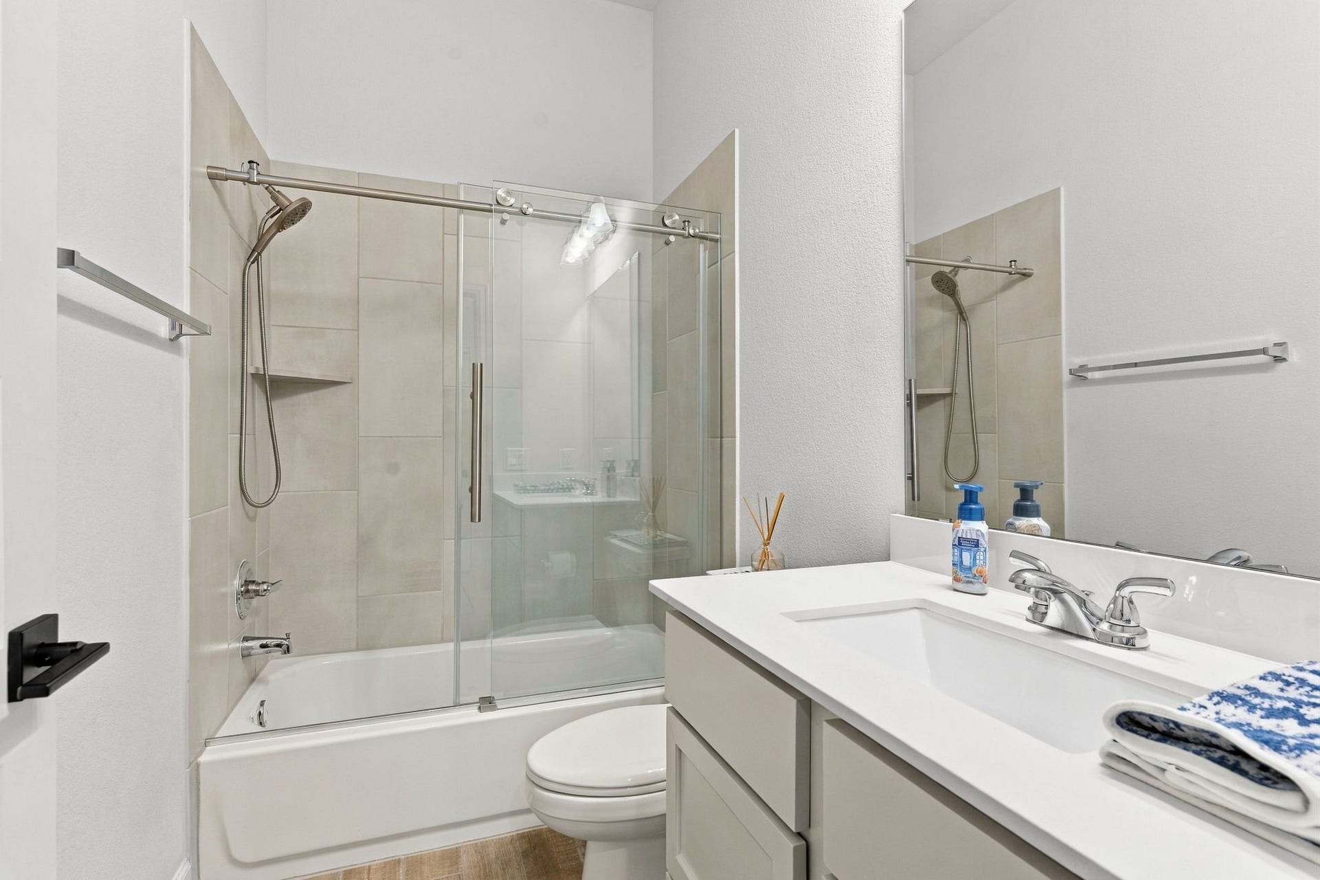 2110 Bronze Creek Lane, Rosenberg, TX 77469 2110 Bronze Creek Lane, Rosenberg, TX 77469