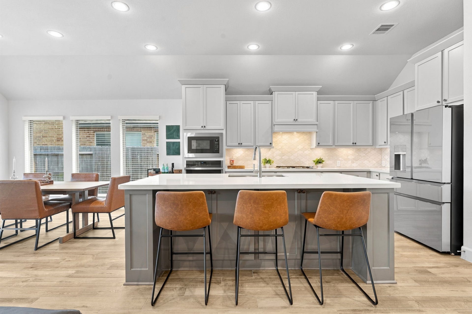 2110 Bronze Creek Lane, Rosenberg, TX 77469 2110 Bronze Creek Lane, Rosenberg, TX 77469