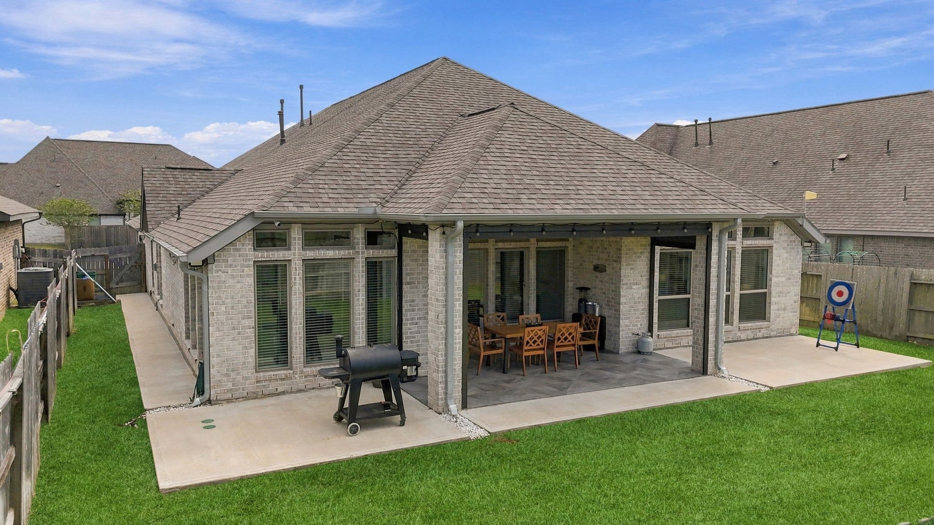 2110 Bronze Creek Lane, Rosenberg, TX 77469 2110 Bronze Creek Lane, Rosenberg, TX 77469