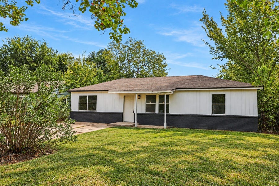 Property photo for 10509 Cathedral Drive, Houston, TX