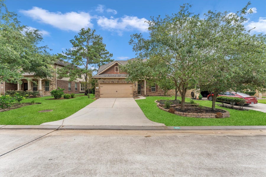 Property photo for 255 New Harmony Trail, Spring, TX