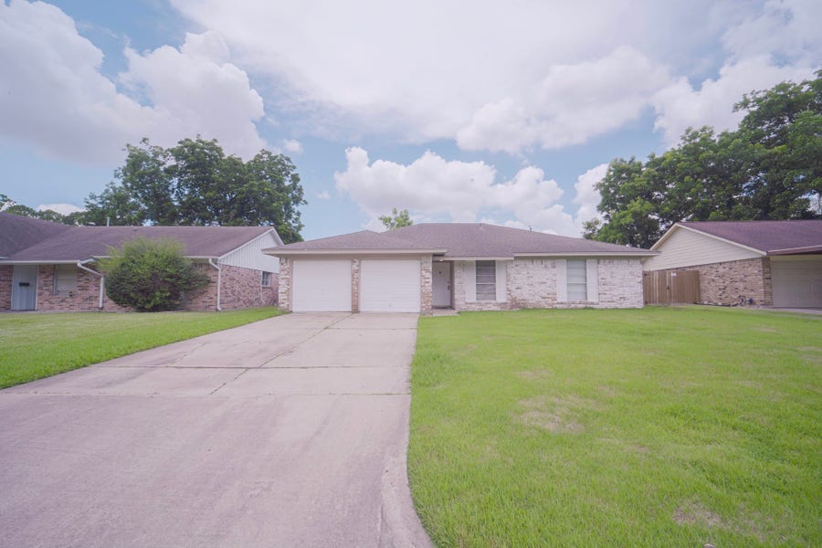 Property photo for 9811 Mango Street, Houston, TX