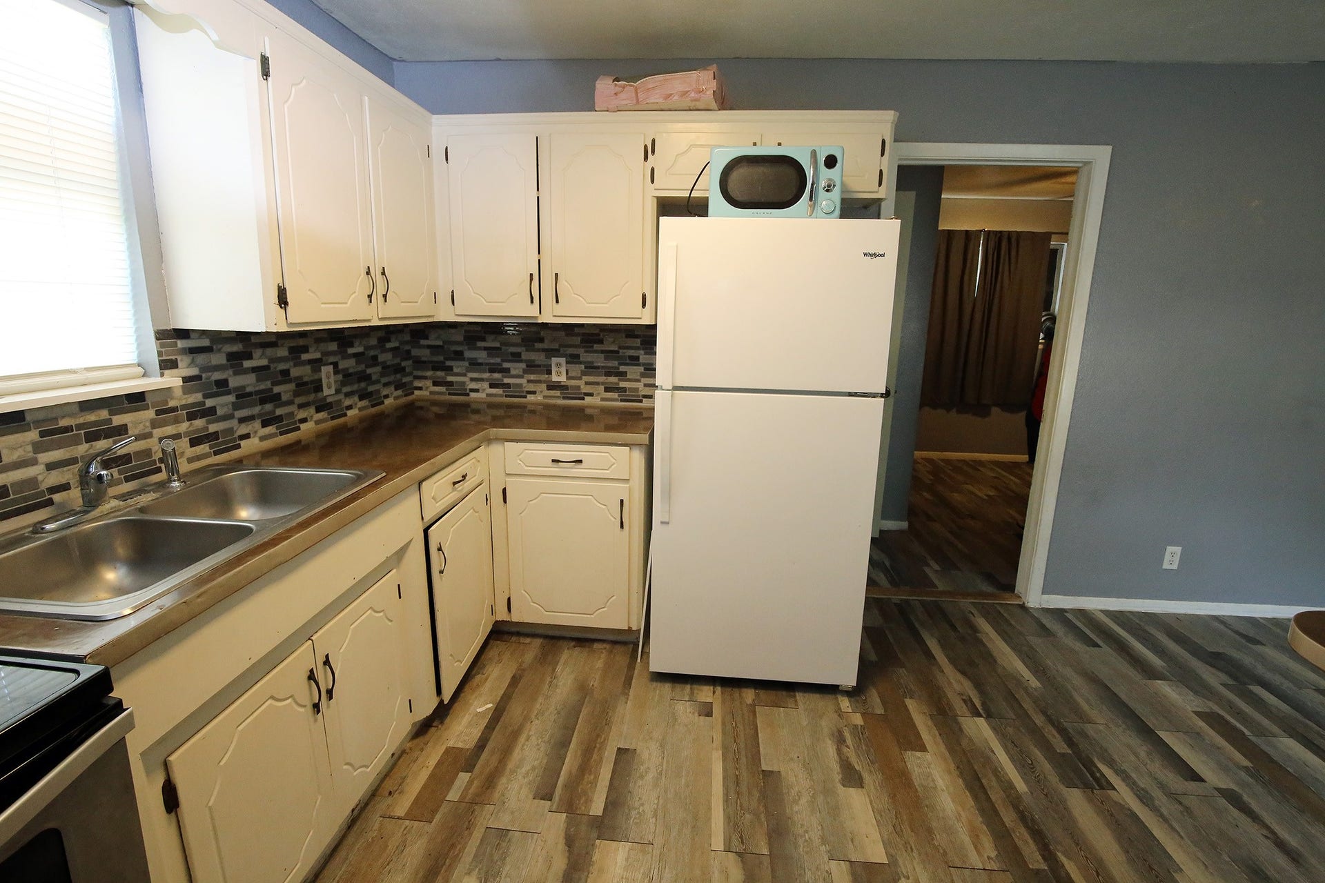 4406 Fm-646 N 1, Santa Fe, TX 77510 Kitchen with lots of cabinet space!