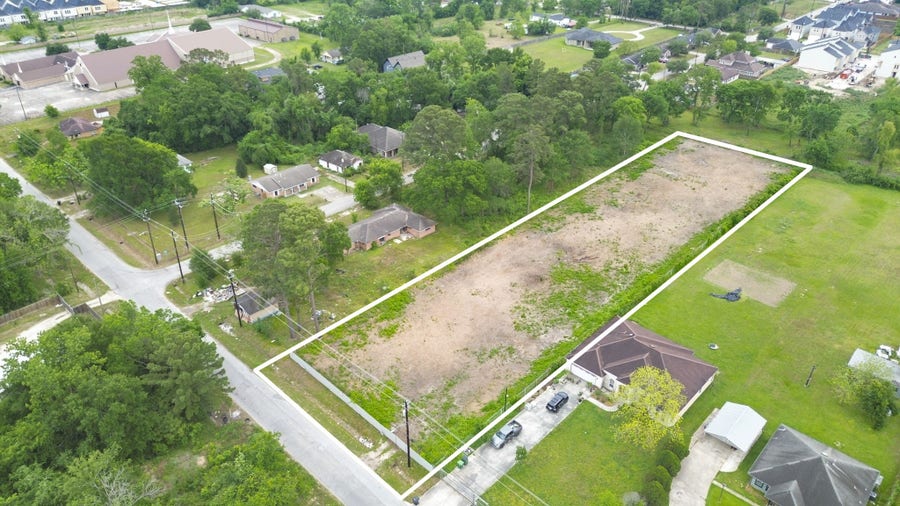 Property photo for 3211 De Soto Street, Houston, TX