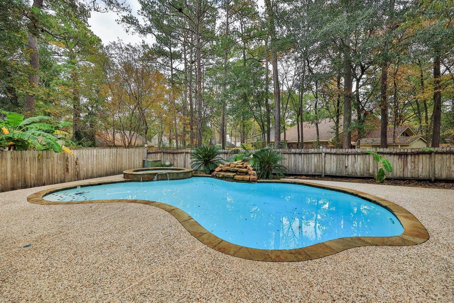 Property photo for 86 W Stony Bridge Circle, The Woodlands, TX