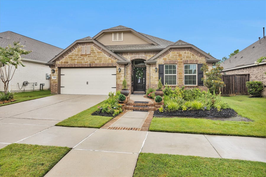 Property photo for 19114 Longhorn Point Drive, Cypress, TX