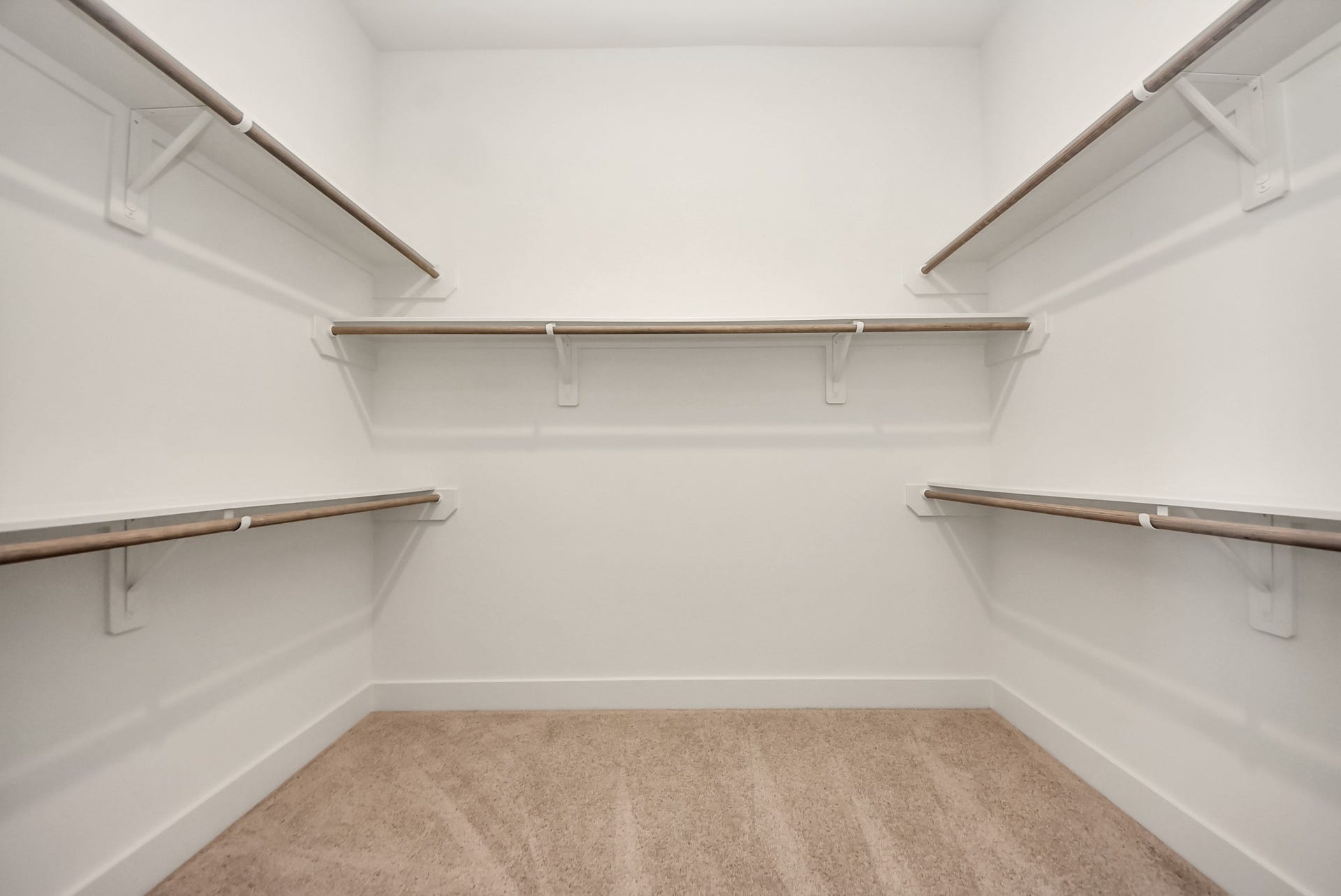 5222 & 5224 Edgewood Street, Houston, TX 77011 Walk in closet