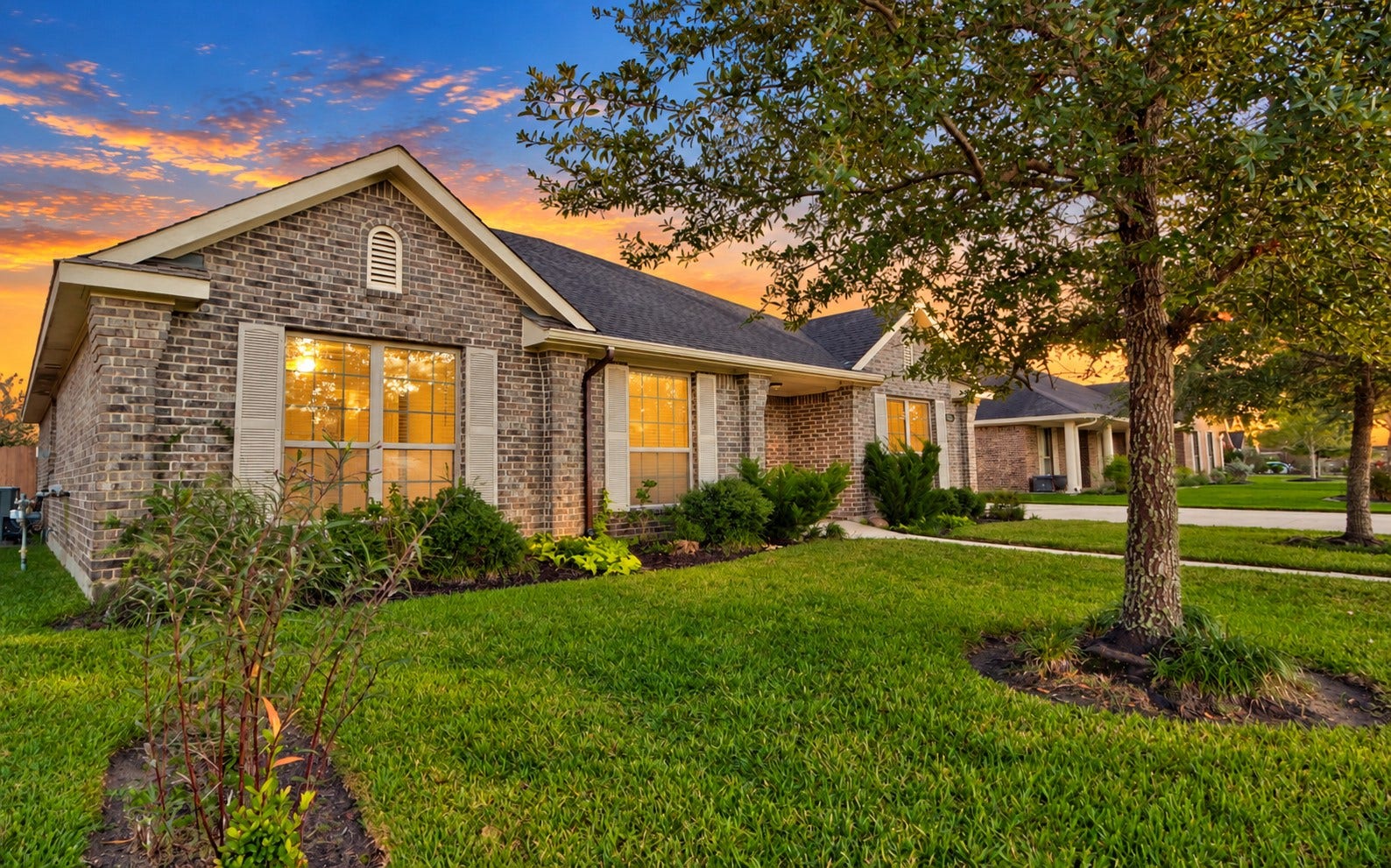 6611 Marble Falls Lane, Manvel, TX 77578 6611 Marble Falls Lane, Manvel, TX 77578