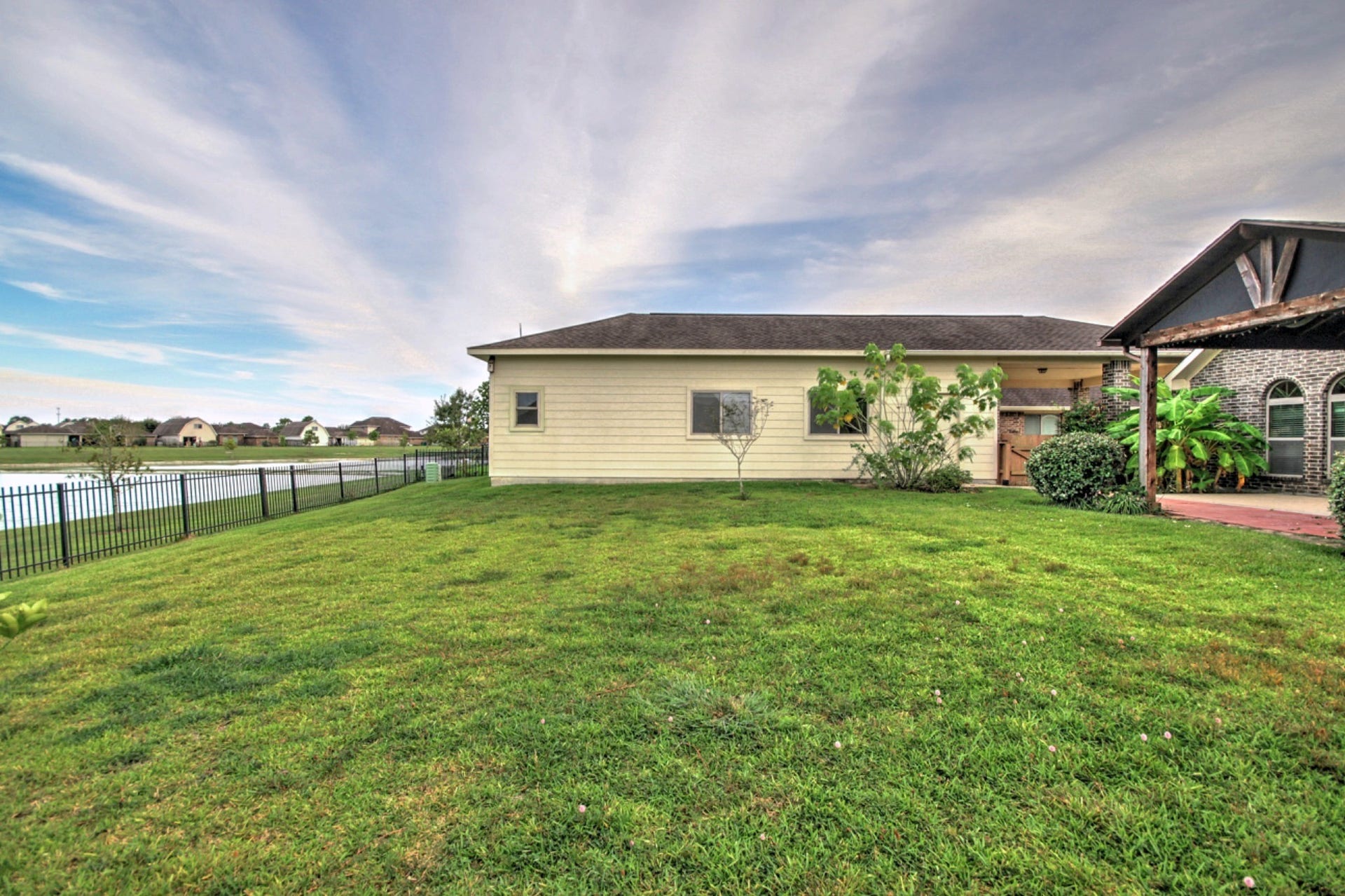 6611 Marble Falls Lane, Manvel, TX 77578 6611 Marble Falls Lane, Manvel, TX 77578