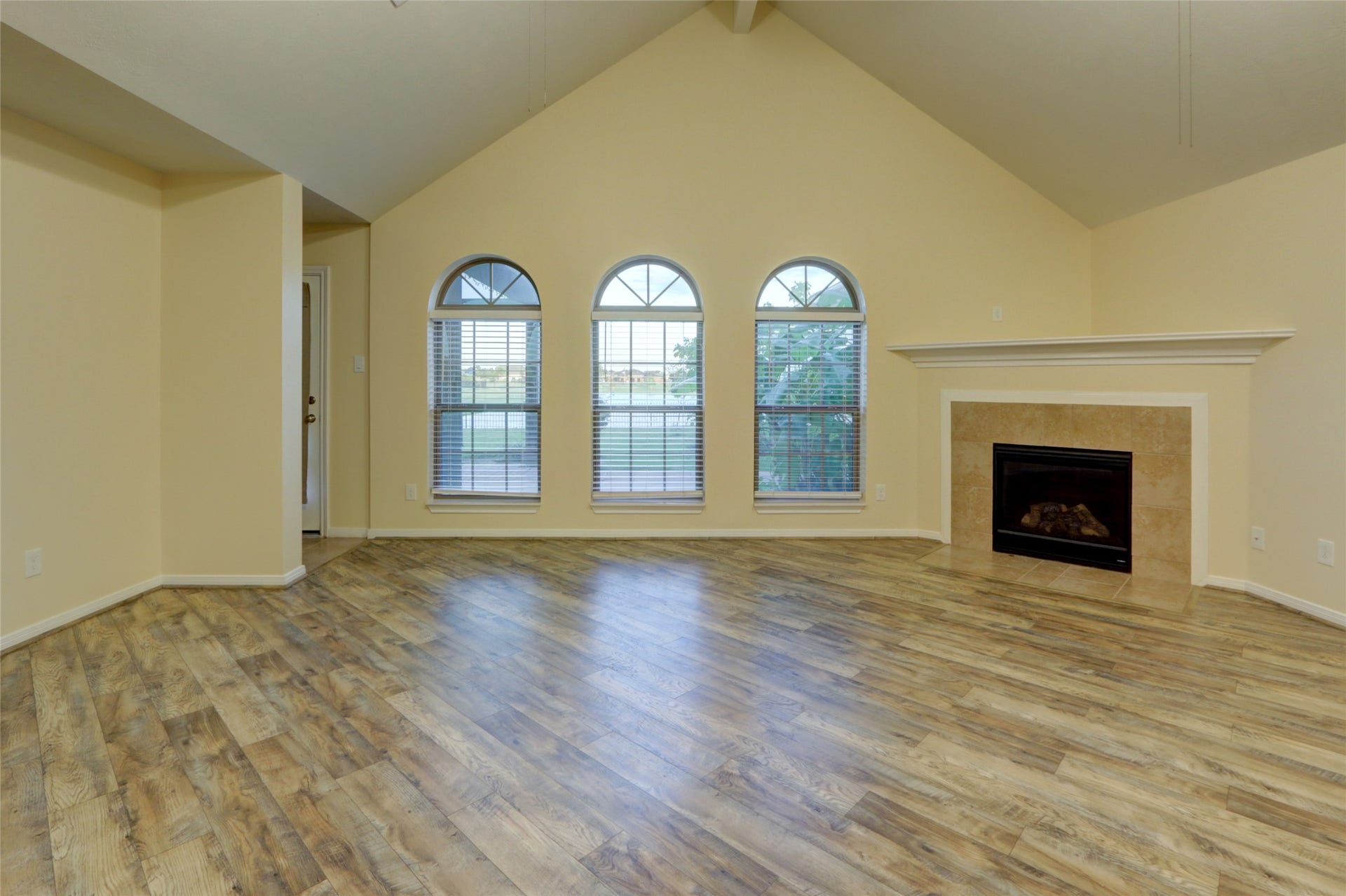 6611 Marble Falls Lane, Manvel, TX 77578 6611 Marble Falls Lane, Manvel, TX 77578