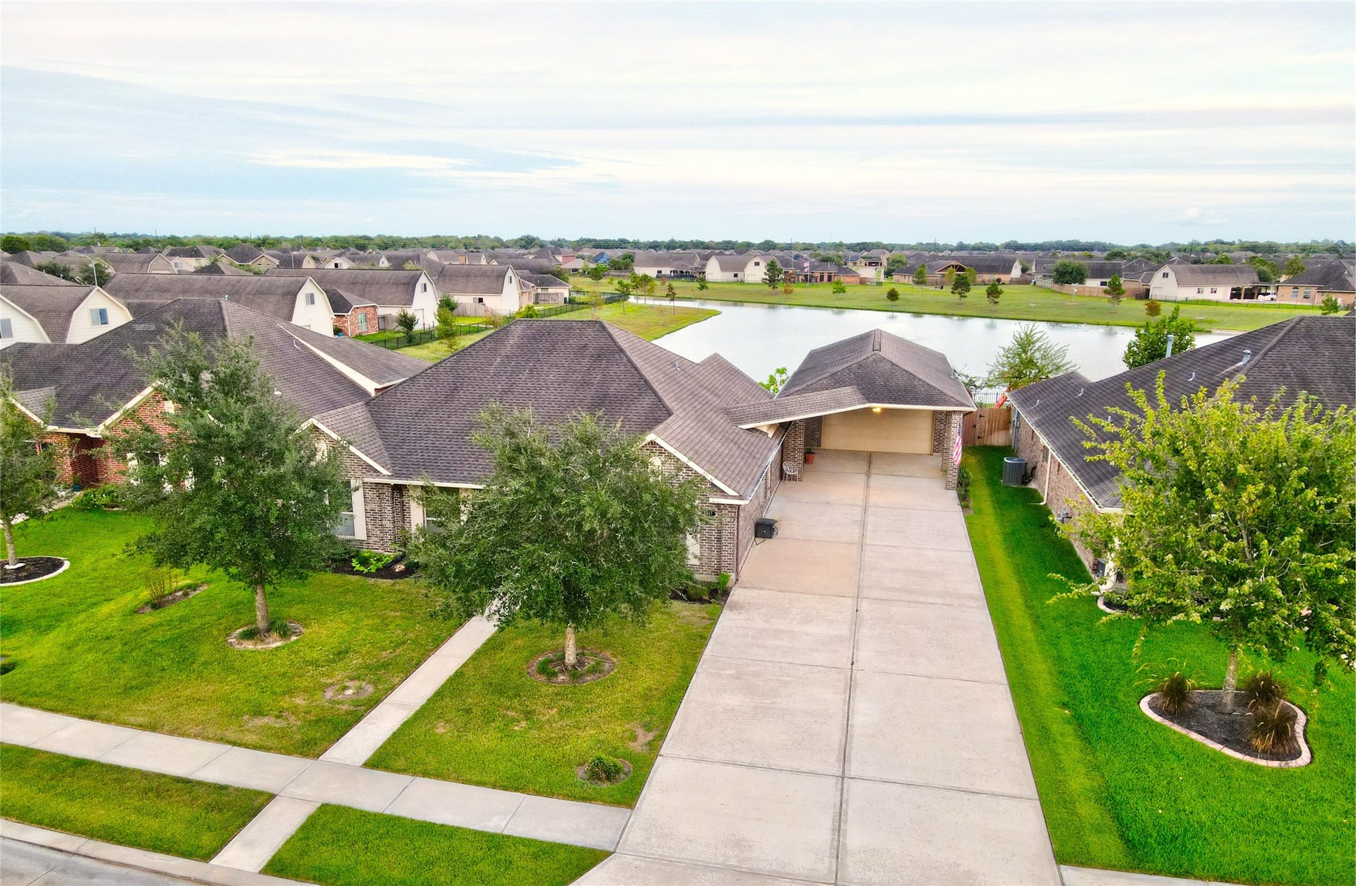 6611 Marble Falls Lane, Manvel, TX 77578 6611 Marble Falls Lane, Manvel, TX 77578