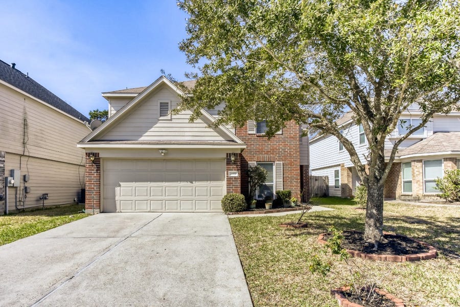 Property photo for 16870 Blackberry Lily Lane, Conroe, TX