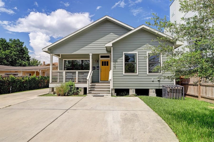 Property photo for 4727 Bell Street, #B, Houston, TX