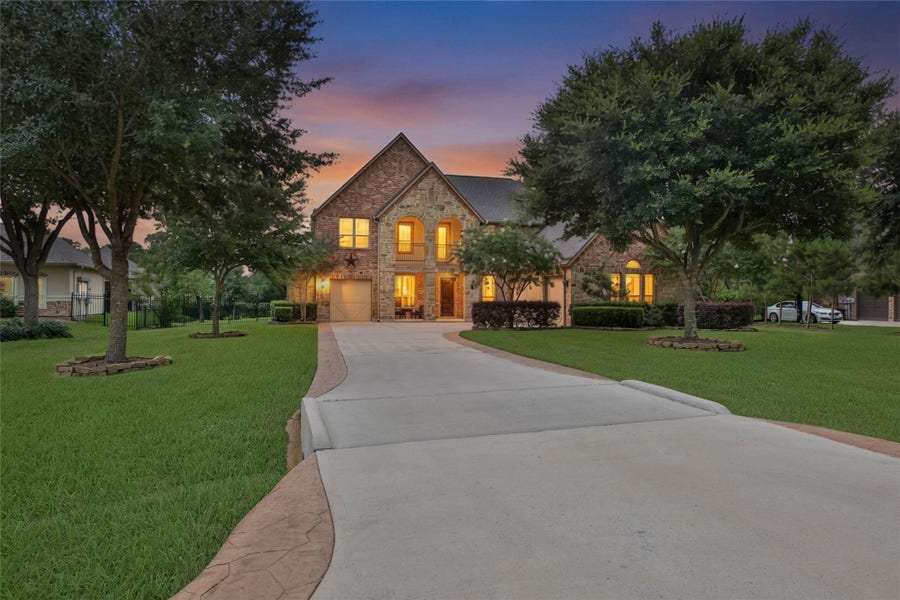 Property photo for 5462 Harvest Oak Landing Drive, Spring, TX