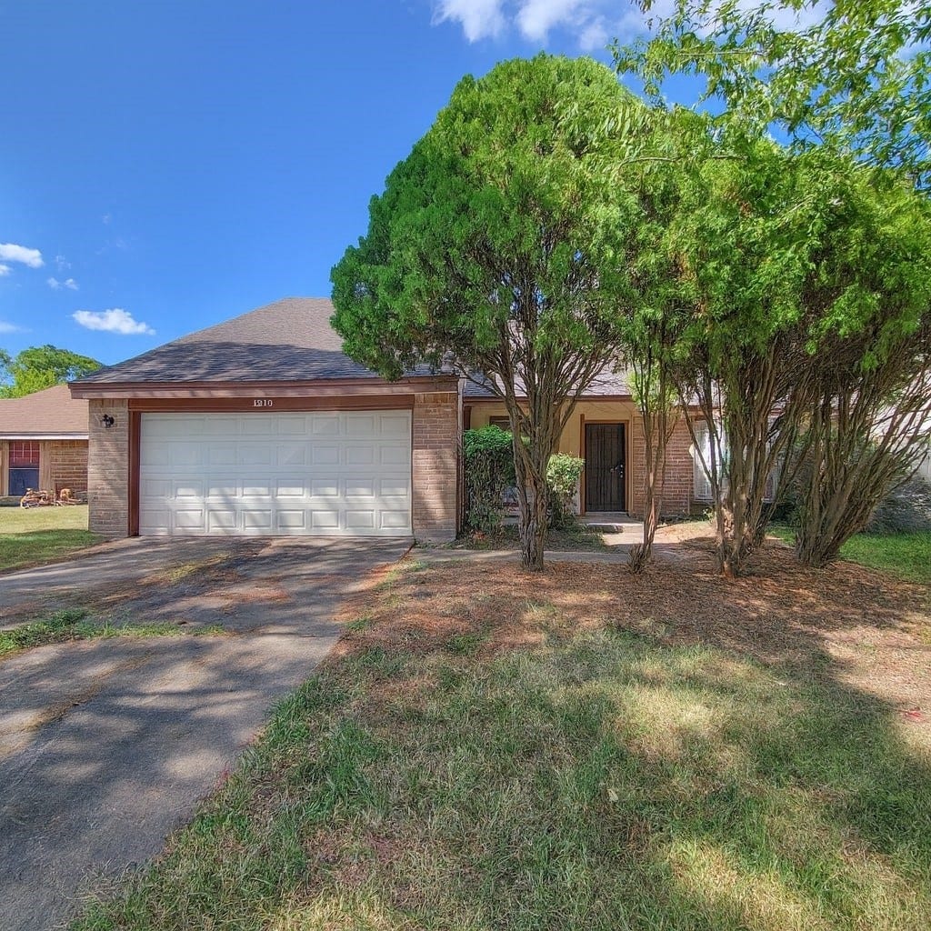 1210 New Tree Lane, Missouri City, TX 77489 1210 New Tree Lane, Missouri City, TX 77489