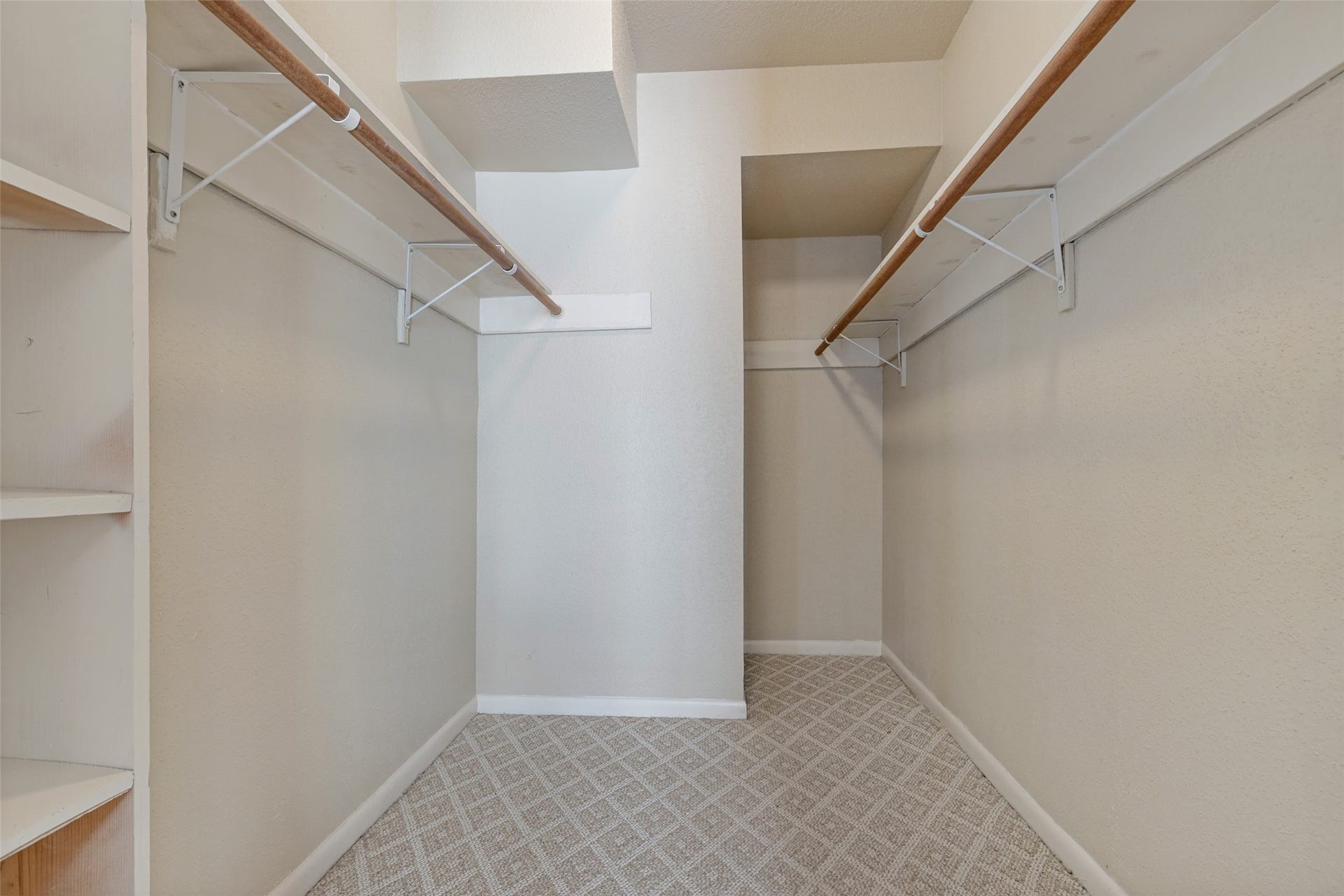 9400 Doliver Drive, #59, Houston, TX 77063 9400 Doliver Drive, #59, Houston, TX 77063