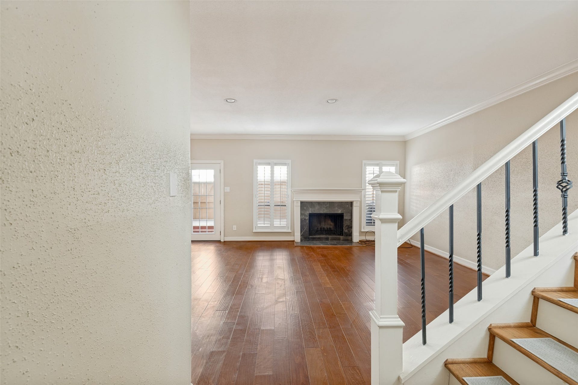 9400 Doliver Drive, #59, Houston, TX 77063 9400 Doliver Drive, #59, Houston, TX 77063